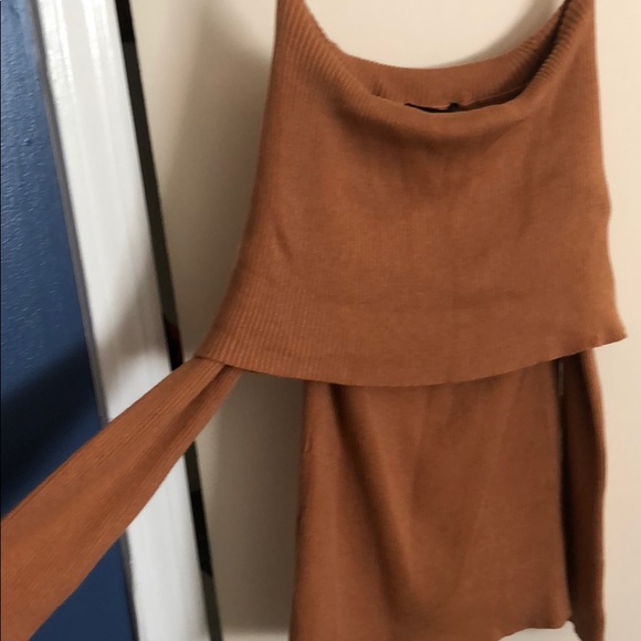 Forever 21 Off the Shoulder Sweater - Picture 2 of 5